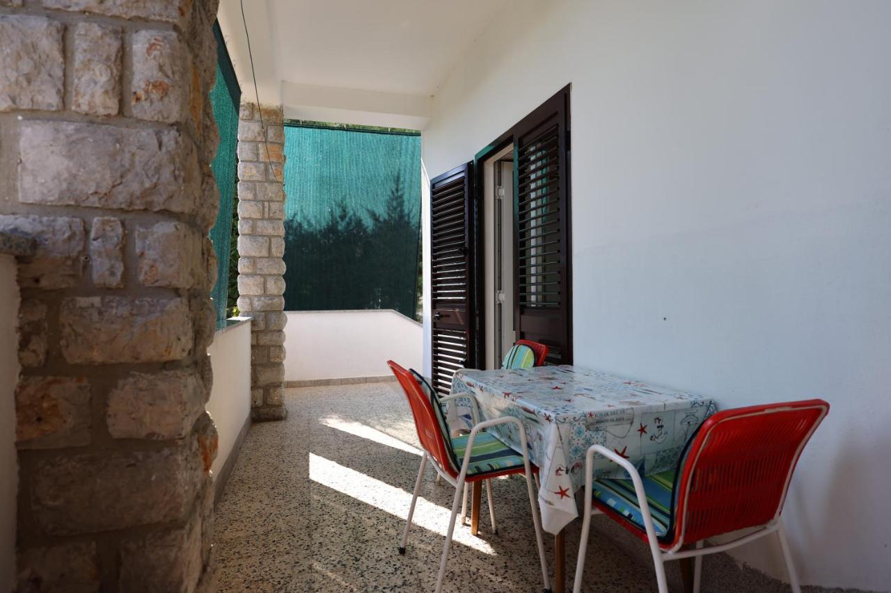 Apartments Pika Veglia Exterior foto